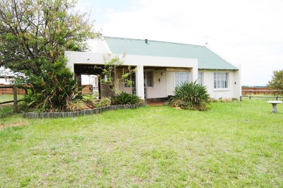 Cottage For Rent in Kyalami, Midrand