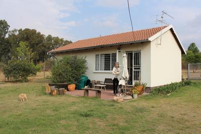 Cottage For Rent in Glenferness, Midrand